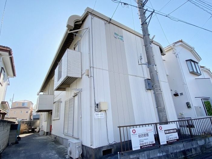石井ハイツの外観画像