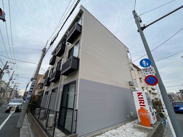 レオパレスポラリスの外観画像
