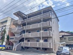 プルーリオンⅢの間取り画像