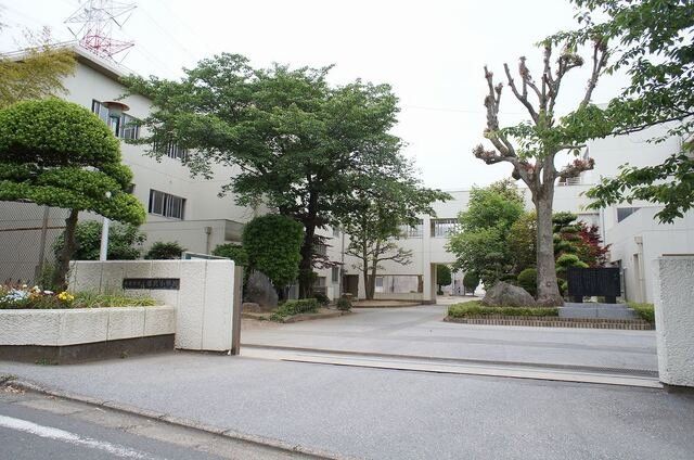 木更津市立畑沢小学校まで1600m