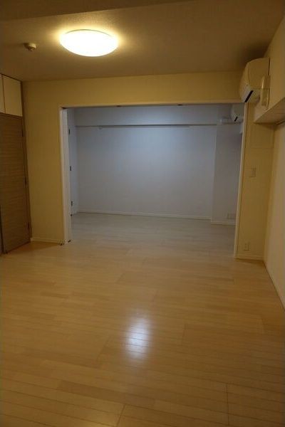 ベッドルーム