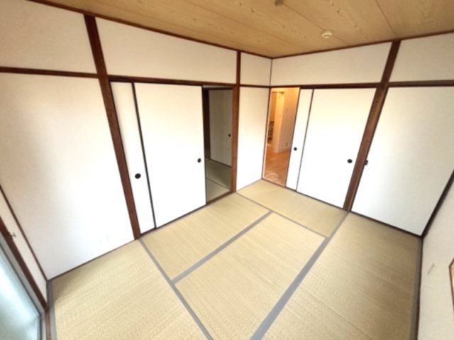 ベッドルーム