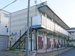 レオパレスESTの外観画像