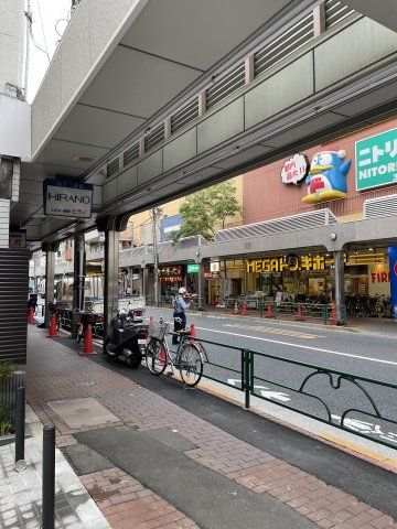 近くに施設あり