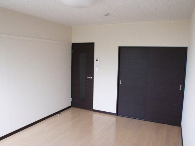 ベッドルーム