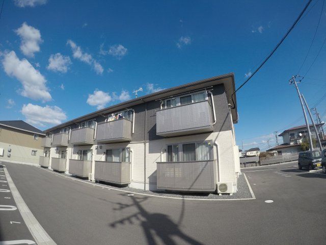 グランブルー沖代の外観画像