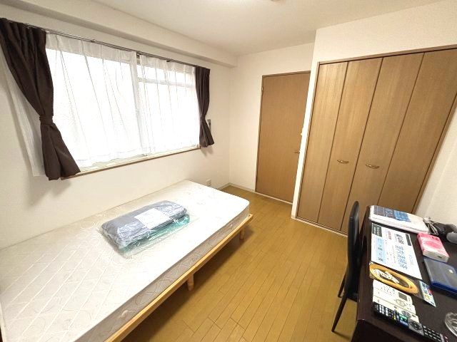 ベッドルーム