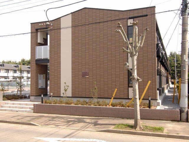 レオパレスきららcの外観画像