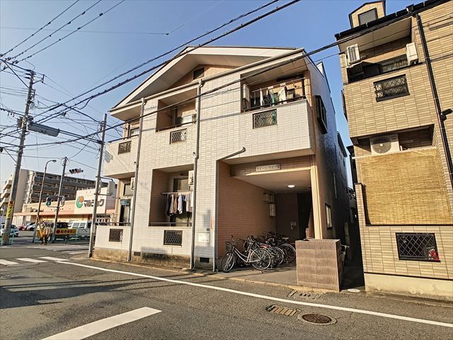 クイーン・ライフⅡの外観画像