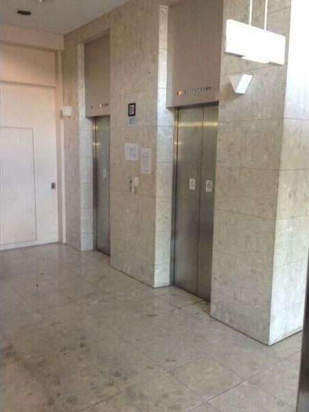 ロビー