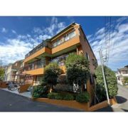 コスモプラザの外観画像