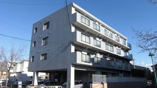 エステート新守の外観画像