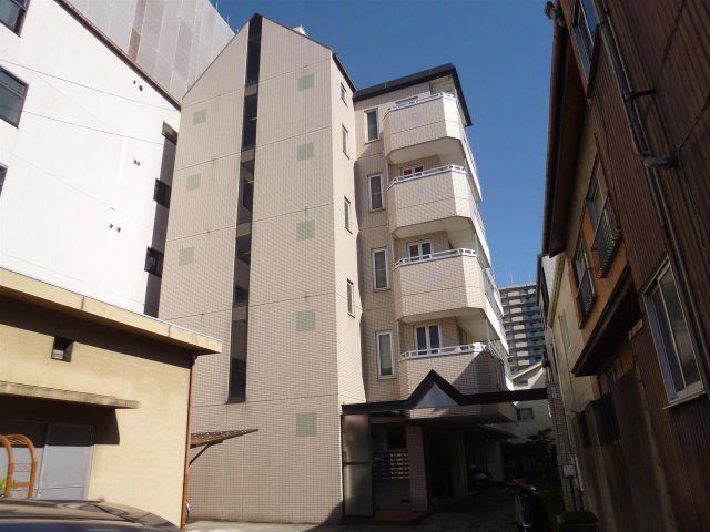 ロイヤルステージ石山の外観画像