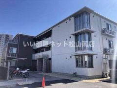 レジュ ノワールの外観画像