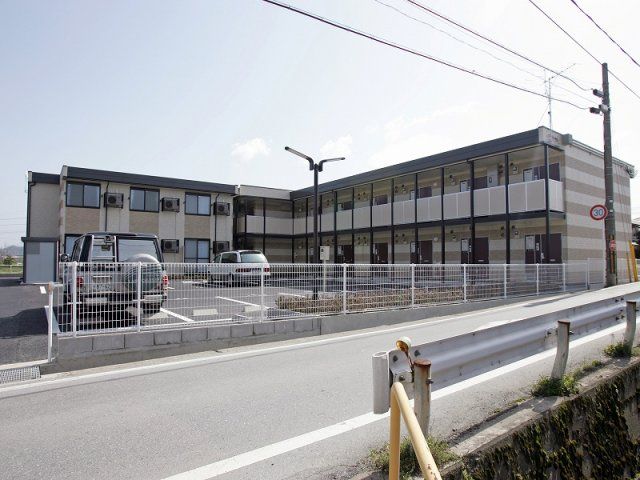 レオパレスクレールの外観画像