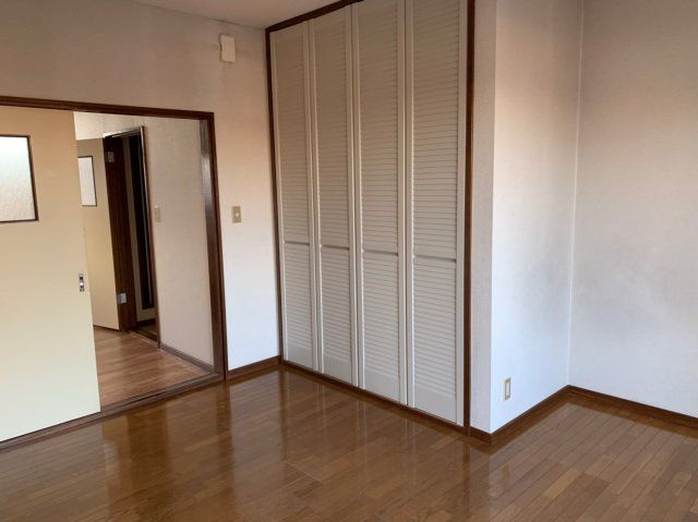 ベッドルーム