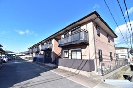 パインズコート新居 C棟の外観画像