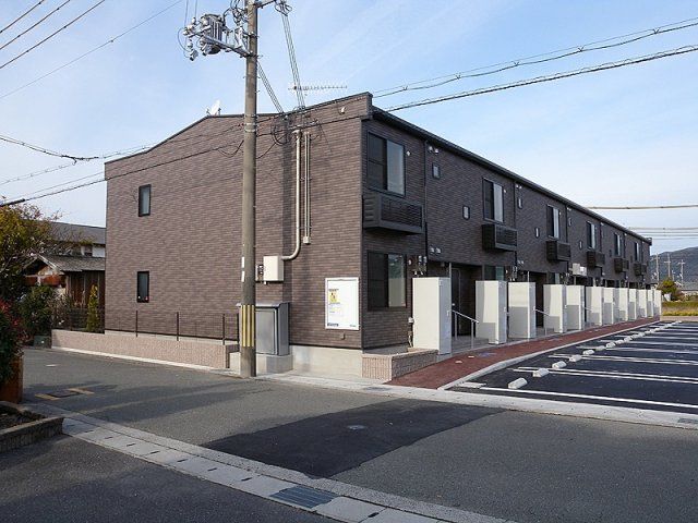 レオネクストジュヌ エルブの外観画像