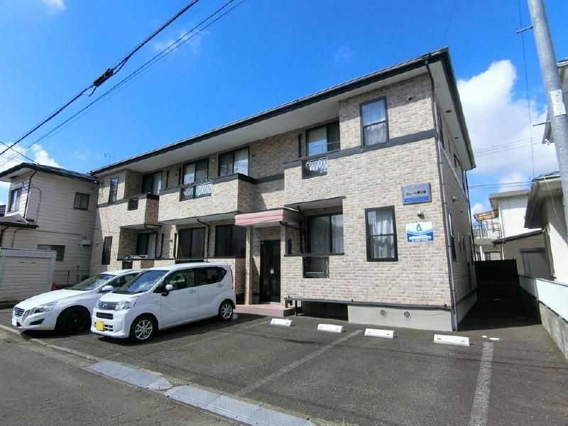 クレール南小泉の外観画像