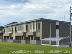 アグレアブルの外観画像