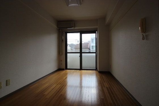 ベッドルーム