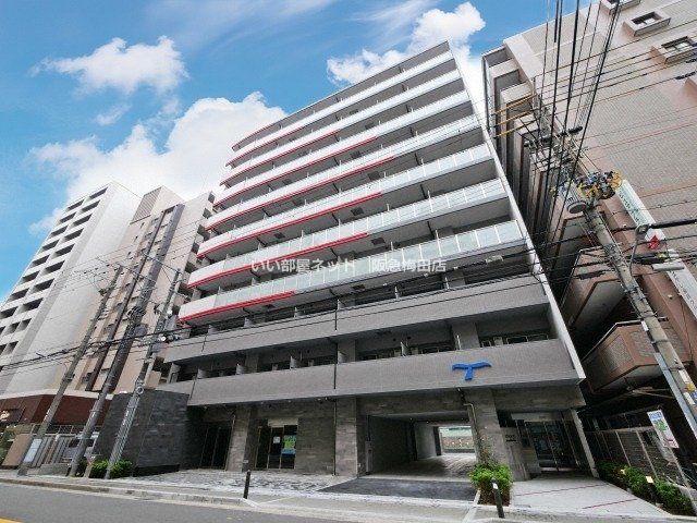 セレニテ江坂ミラクの外観画像