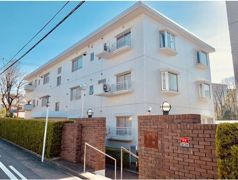 八雲マンションF棟の外観画像