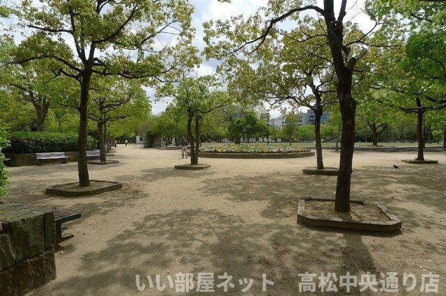 近くに施設あり