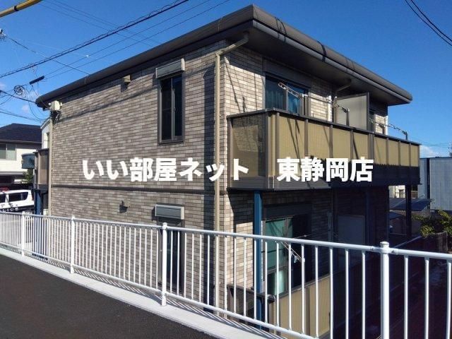 リバーフォレストの外観画像