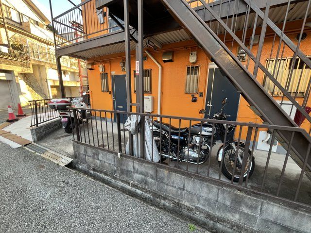 その他