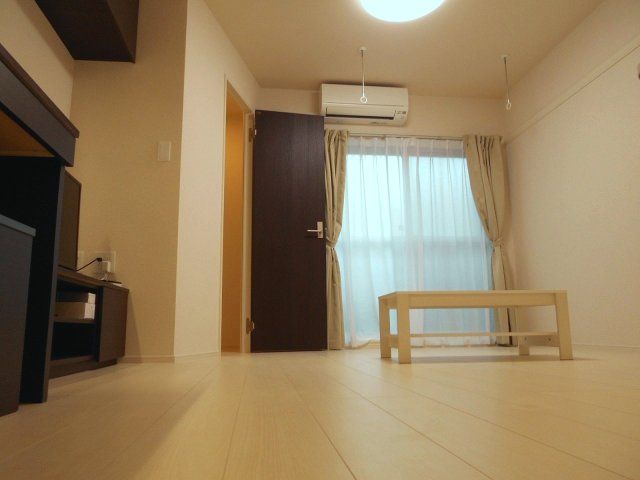 ベッドルーム
