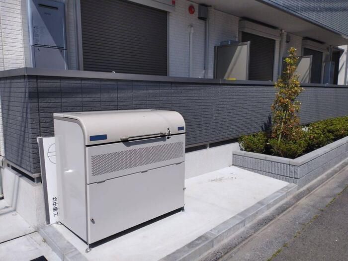 近くに施設あり