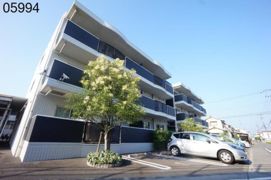 カーサ・ラヴェーラの外観画像