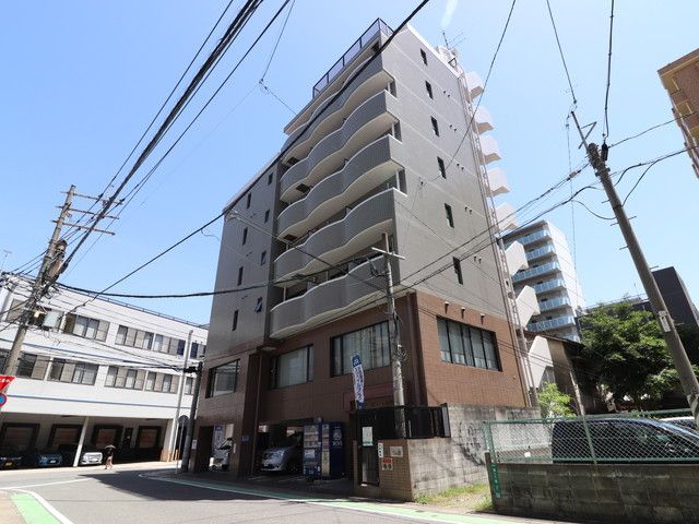 マリナーズコート福岡の外観画像