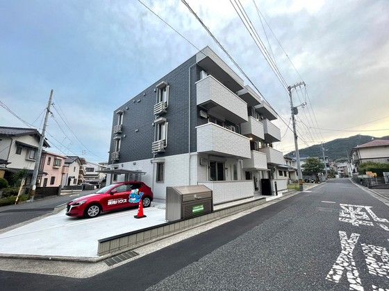One wide 山本の外観画像
