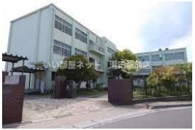 草津市立老上小学校(小学校)まで296m