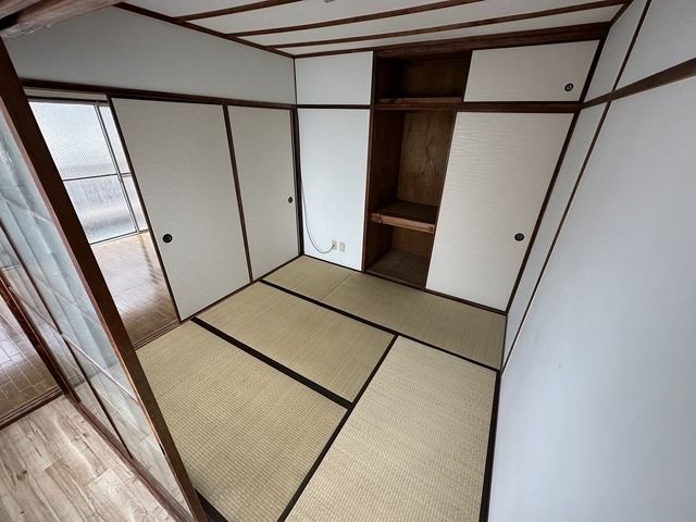 ベッドルーム