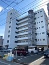 成広京町マンションの外観