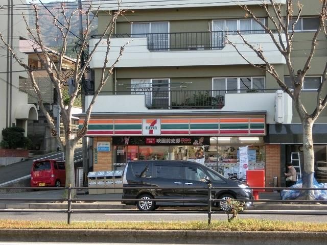 セブンイレブン小倉黒原2丁目店(300m)
