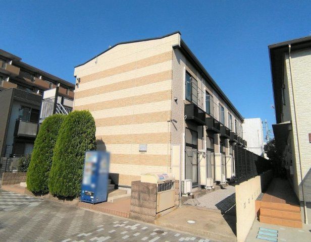 レオパレスルミエールの外観画像