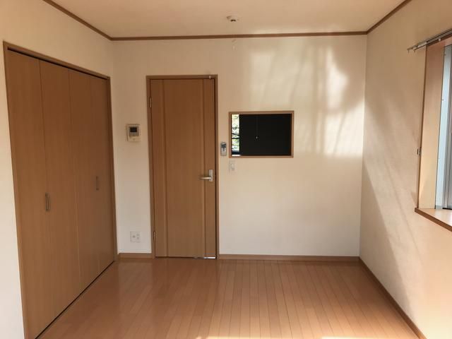 ベッドルーム