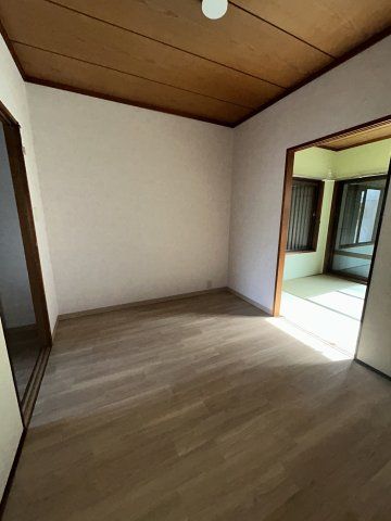 洋室