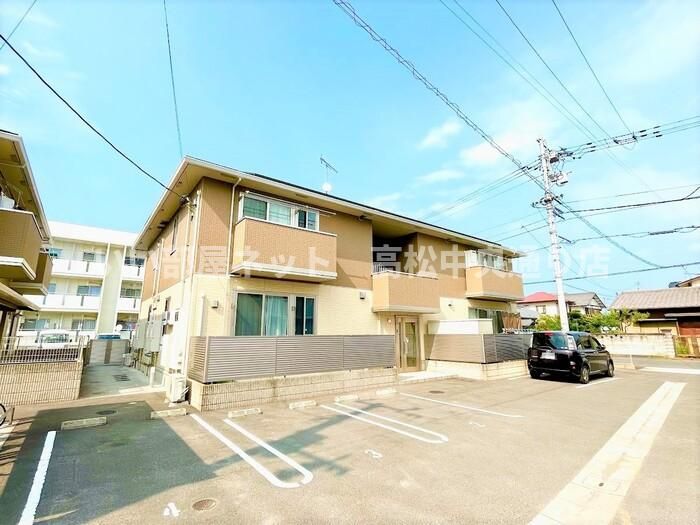 スカイブルー A棟の外観画像