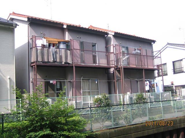 学園サンハイツ2号棟の外観画像