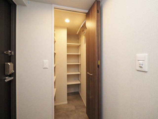 収納