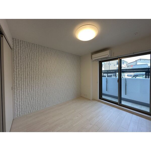 ベッドルーム
