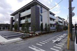 カーサ宮ノ前 直方 B棟の外観画像