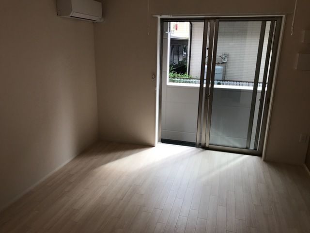 ベッドルーム