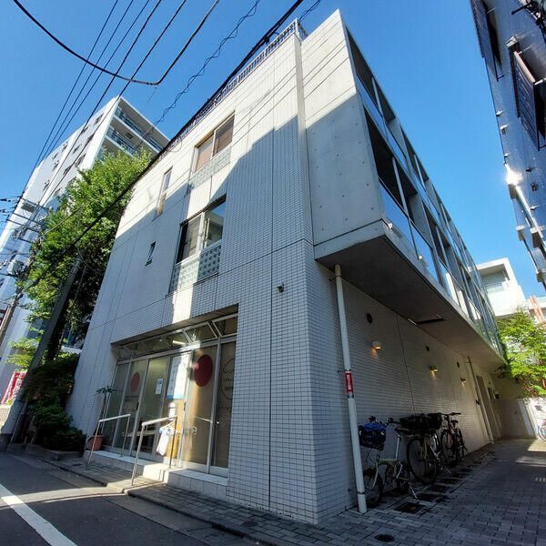 ブランアビタシオンの外観画像