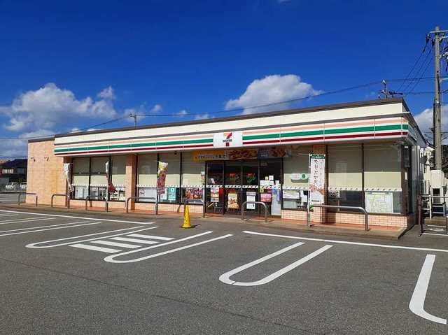 セブンイレブンまで1900m
